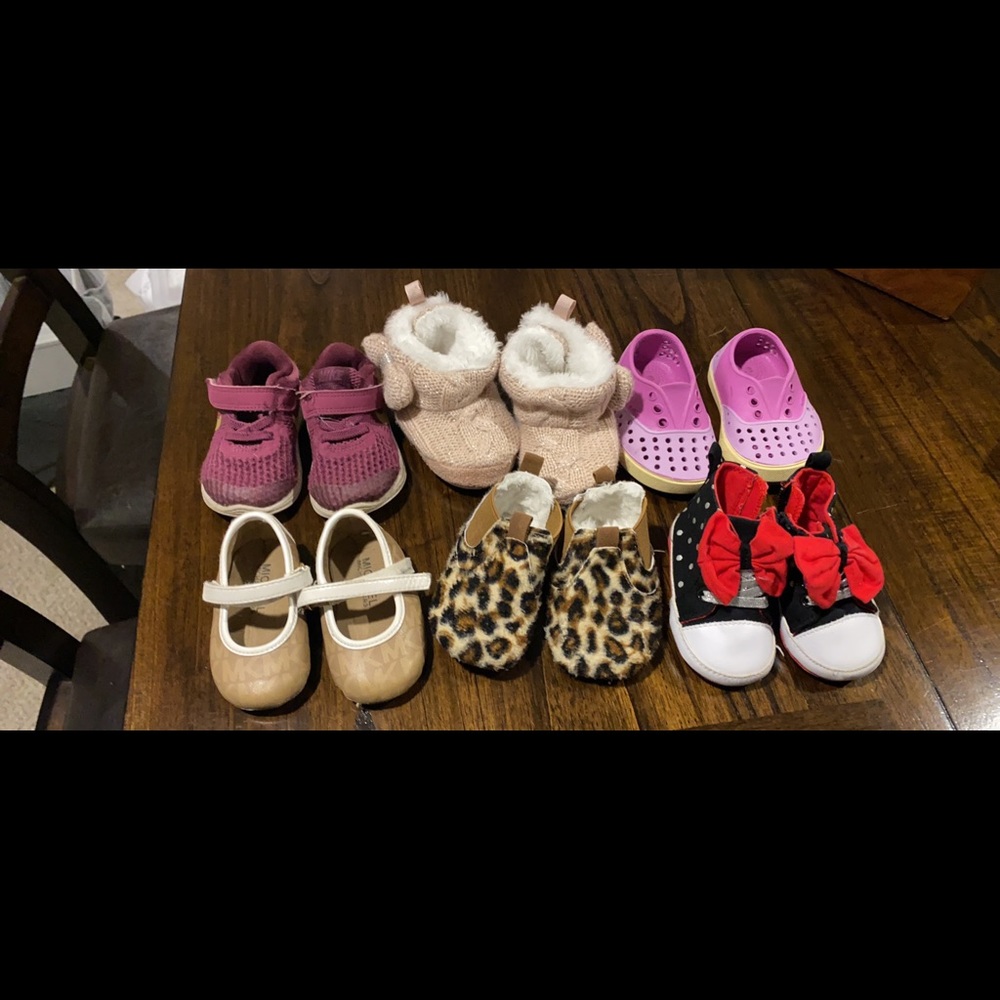 Infant/Toddler Shoes Size 2 & 3
